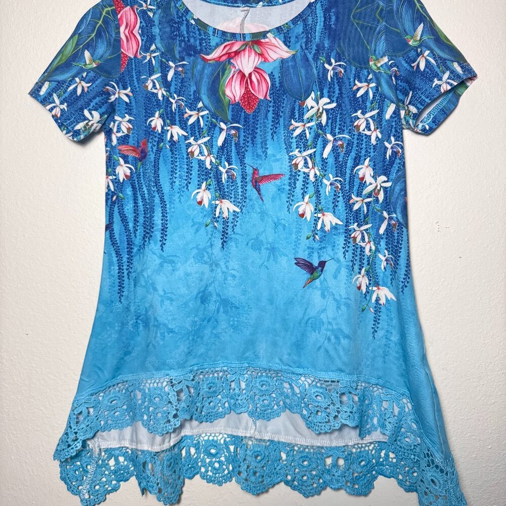 Girls Blue and Pink Hummingbird and Flower Top with Lace Trim - size Youth XL